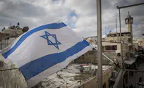 זעם פלסטיני על דגל ישראל על הר הבית