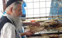 In pictures: Baking Matzah with Rabbi Melamed