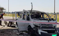 Watch: Fatal missile attack on Israeli car