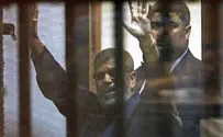Deposed Egyptian Pres. Mohamed Morsi dies after court session