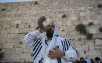 Yom Kippur ends, preparations for Sukkot begin