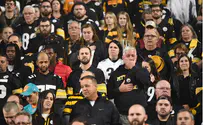 Steelers hold moment of silence for Tree of Life victims
