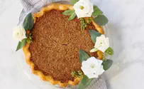 Oats and Honey Granola Pie