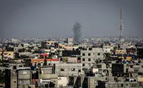 Gazans cross border, infiltrating Israel