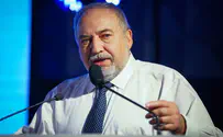 Liberman doesn't rule out sitting in gov't with Meretz