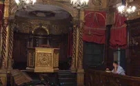 קורונה באיטליה: גם בתי הכנסת נסגרו