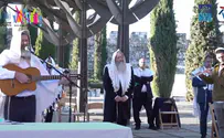 Live: Festive prayer at the Western Wall