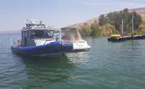 שוטרים מנעו טביעת סירה עם נוסעיה