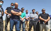 Confrontation as Yamina MK delegation observes Bedouin outpost