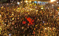 Thousands protest against Netanyahu