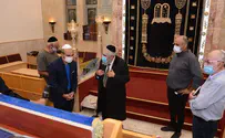 Coronavirus project manager visits synagogues