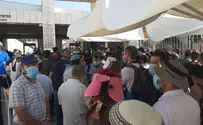 Hundreds ascend Temple Mount on Tisha B'av