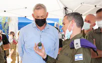 Defense Minister Benny Gantz visits IDF Land Forces HQ