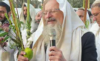 Watch: Sukkot prayers at Tomb of Patriarchs