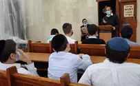 Yeshivat Orayta marks Rav Feinstein’s shloshim by dividing Shas