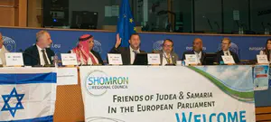 יוסי דגן: "בית הדין בהאג - פרודיה"