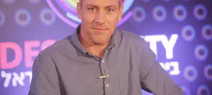 חילי טרופר מגן על אביחי מנדלבליט: עובד ציבור ישר דרך מאין כמותו