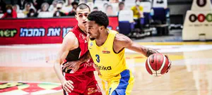 מכבי חזרה מפיגור לניצחון בדרבי