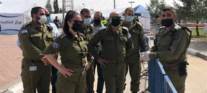 50 אלף פועלים פלסטינים כבר חוסנו