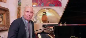 המלחין גיל שוחט אומר תודה לנפתלי בנט "הראשון שצלצל אלי"