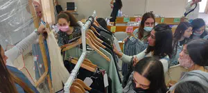 התרומה המרגשת לבנות מדרשת דניאלי - כדי לסייע לעסקים