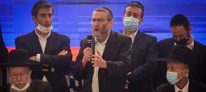 גפני לנתניהו: "תנו לי לחשוב"