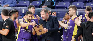 7 בום: הפועל חולון לא עוצרת