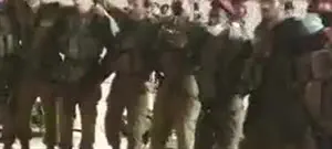 "עם ישראל חי" - הצנחנים החדשים בכותל