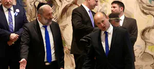 דרעי ובנט נפגשו: "לחלץ את ישראל מהסבך"