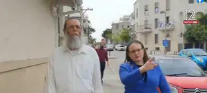 "לא מפחד, זו המדינה שלנו": הרב אליהו מאלי חזר למקום שבו הותקף