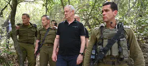 בני גנץ: יצאנו למערכה שתפגע קשה בחמאס