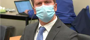 השוטר שדרך על צווארו של ג'ורג' פלויד הורשע ברצח מדרגה שנייה