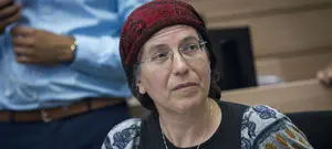 בנט יישען על עבאס? "לא יוכל מצפונית"