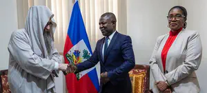 הרב פינטו עם ראש ממשלת האיטי