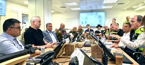 בני גנץ באשדוד: העמידה האיתנה בעורף מאפשרת לצה"ל את מרחב הפעולה