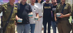 עידן ורד הפתיע את החיילים בשומרון