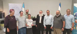 פרסים לתלמידים זוכים בחידון התנ"ך של השומרון