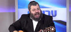 מאיר ברוק הגיע לגיל 40 והחליט להיות זמר