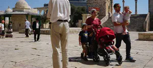 פרסום ראשון: המשטרה תפצה נערים לאחר שמנעה את עלייתם להר הבית