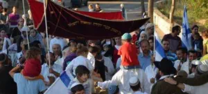 הרב רוזנצויג הוכתר לרב הישוב תפוח