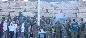 חצי טון בשר על האש - הוקרה למבצע 'שובו אחים'