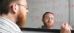 32 שנה, 4 תארים, 7 ילדים