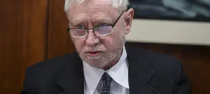 יועצי דשא ופינג-פונג ברשויות המקומיות