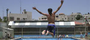 85% אחוז מבריכות השחייה לא נגישות