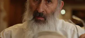 "חברי כנסת הם לא פוסקי הלכות"