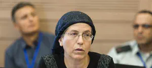 "לכל איש יש שם: גם לאגי שוורץ"