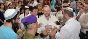 ''ברכת כהנים'' לנכדו של הרב מרק הי"ד