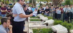 לחוש כל יום את הגעגוע - ולבחור בחיים