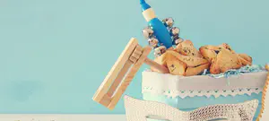 איך ירושלמי יכול לתת משלוח מנות לתל אביבי? ומה דין משלוח בשר לטבעוני?