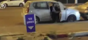 תיעוד: פרץ לרכב ונתפס "על חם"